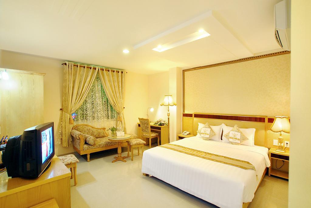 Hoang Phu Gia Hotel Ho Şi Min Exterior foto
