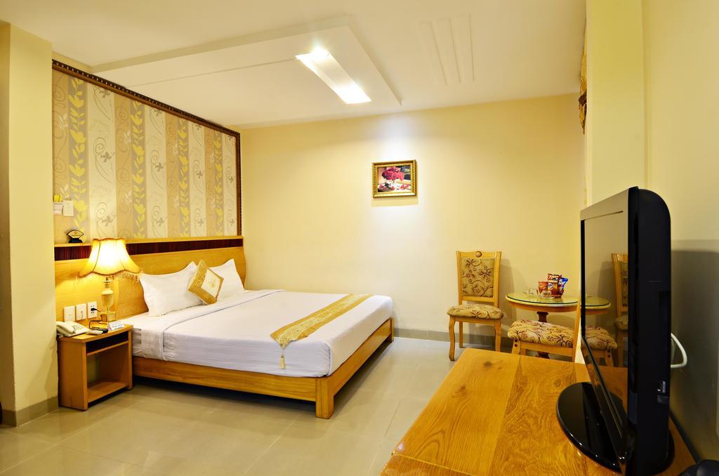 Hoang Phu Gia Hotel Ho Şi Min Exterior foto