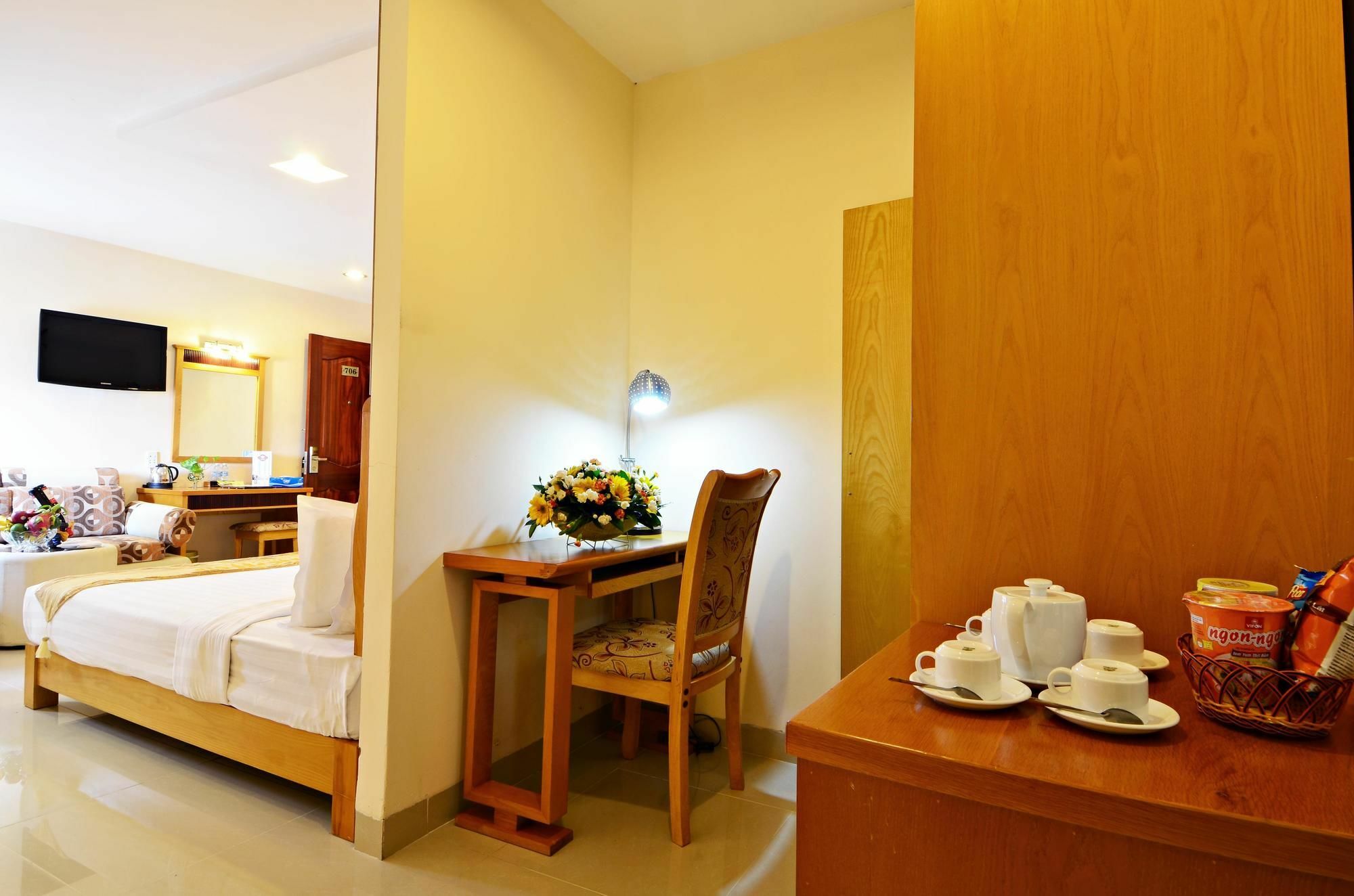 Hoang Phu Gia Hotel Ho Şi Min Exterior foto
